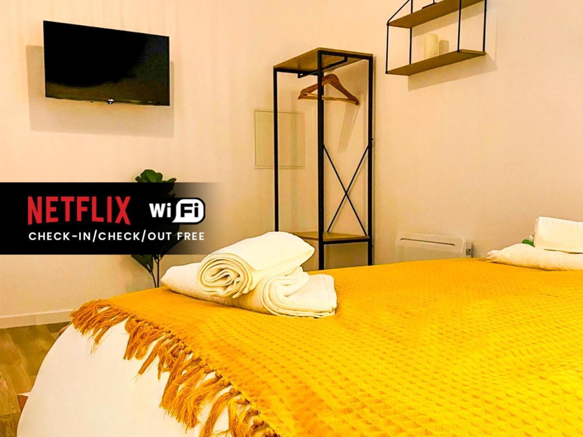 Ng Suitehome: With Netflix & Free Parking Apartment Tourcoing