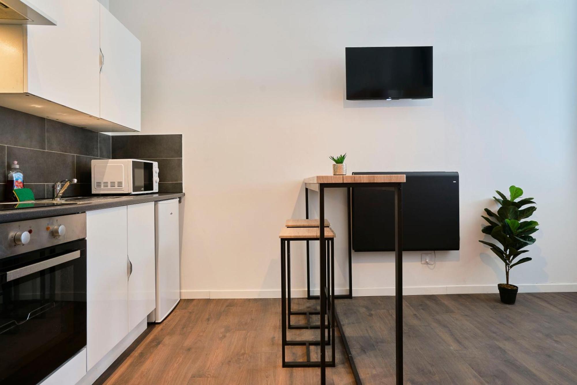 Ng Suitehome: With Netflix & Free Parking Tourcoing