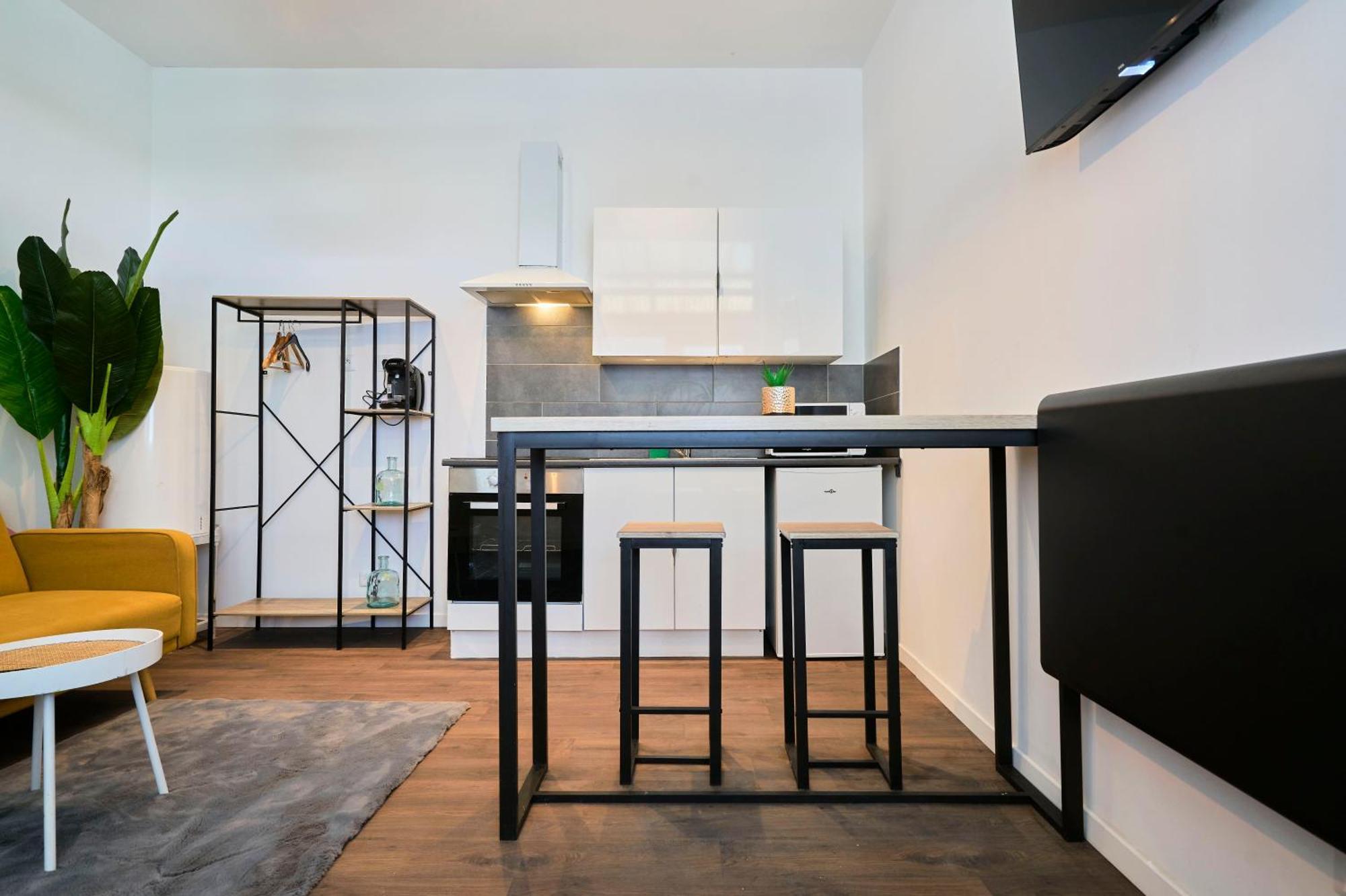 Ng Suitehome: With Netflix & Free Parking * Tourcoing