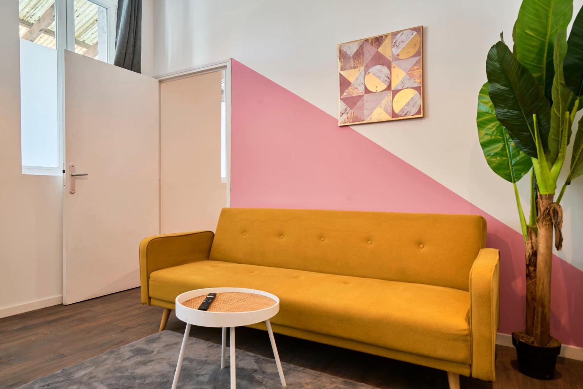 Ng Suitehome: With Netflix & Free Parking Apartment *