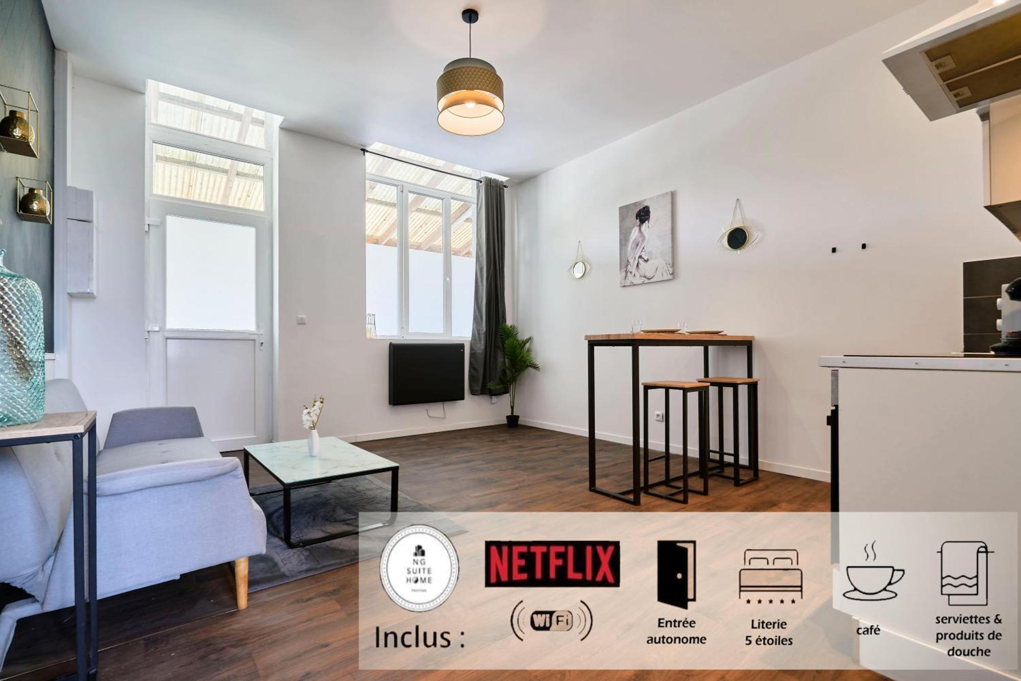 Apartment Ng Suitehome: With Netflix & Free Parking Tourcoing