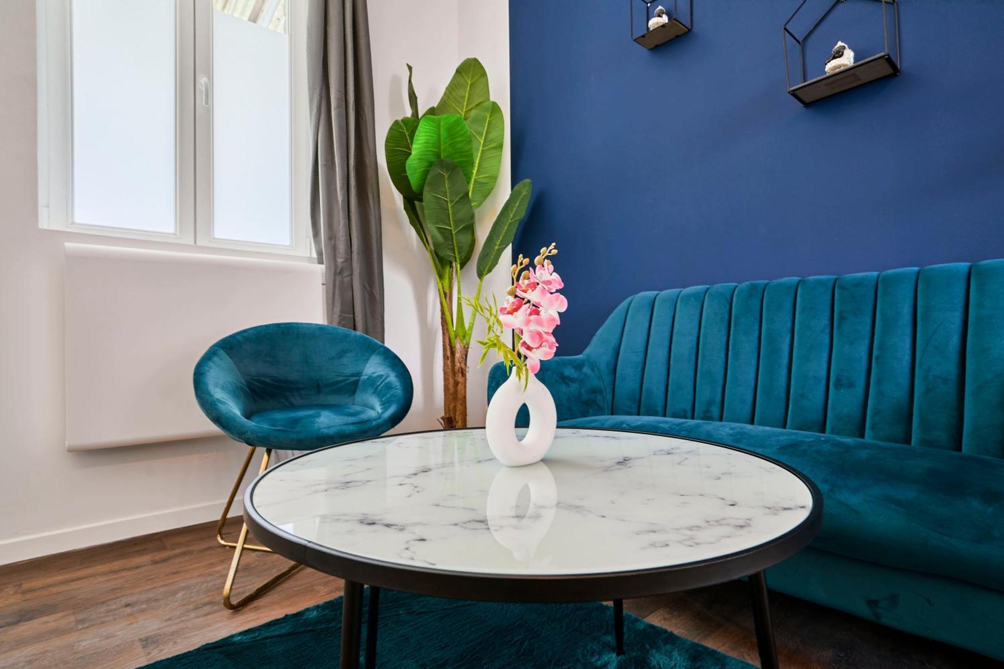 Ng Suitehome: With Netflix & Free Parking Apartment *